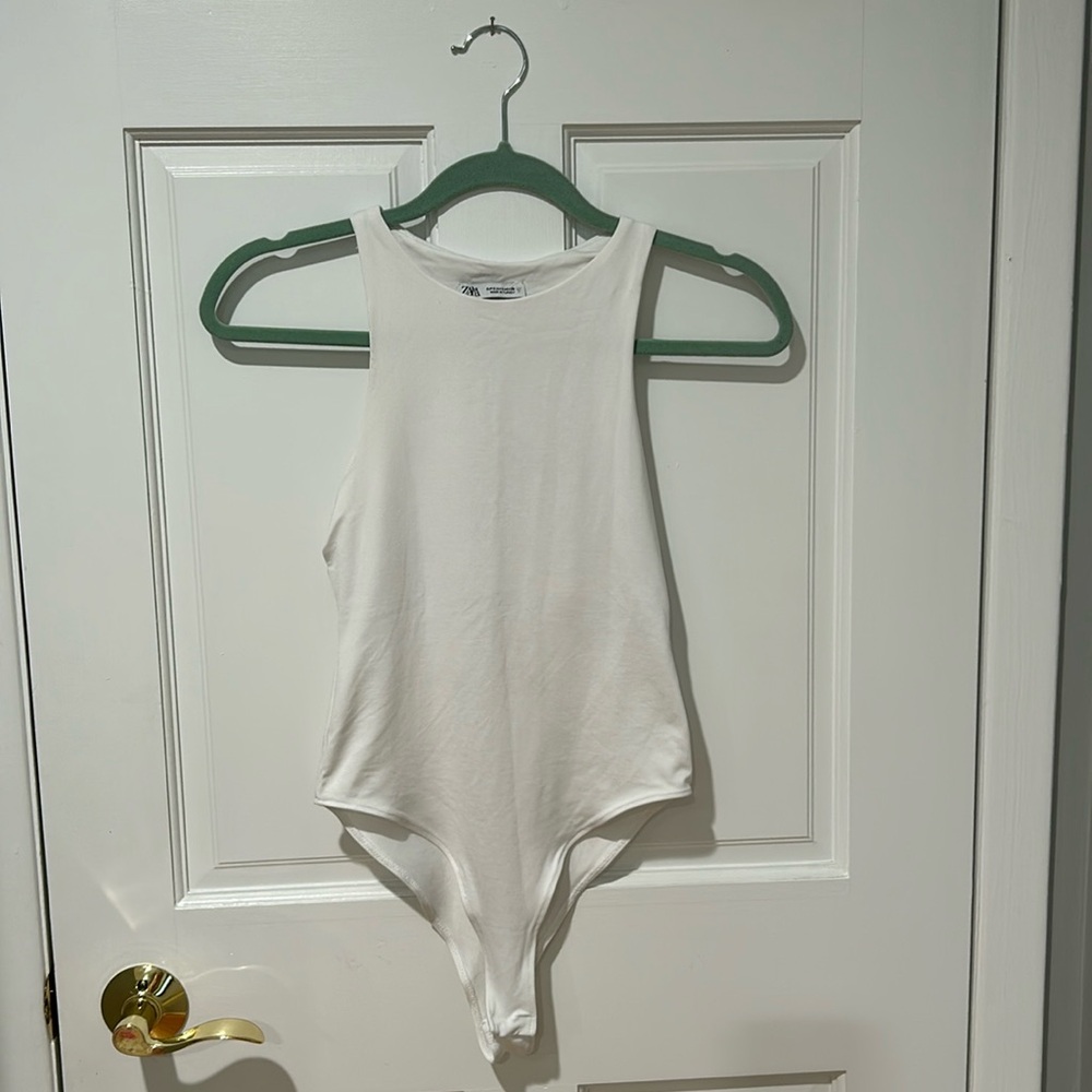 Zara-Women’s small white bodysuit